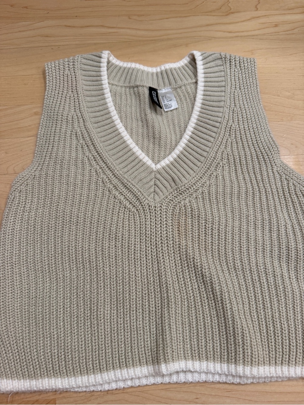 H&M Women's V-Neck Knit Vest in Beige with White Trim